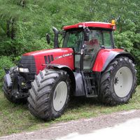 Photo representing the category TRACTORS